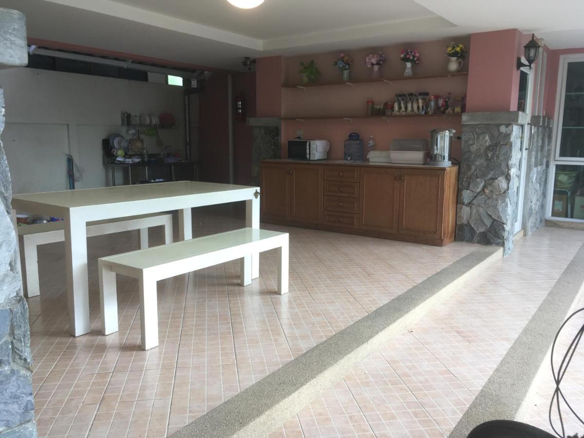 Triple Palms House Hotel Chiang Mai Luaran gambar