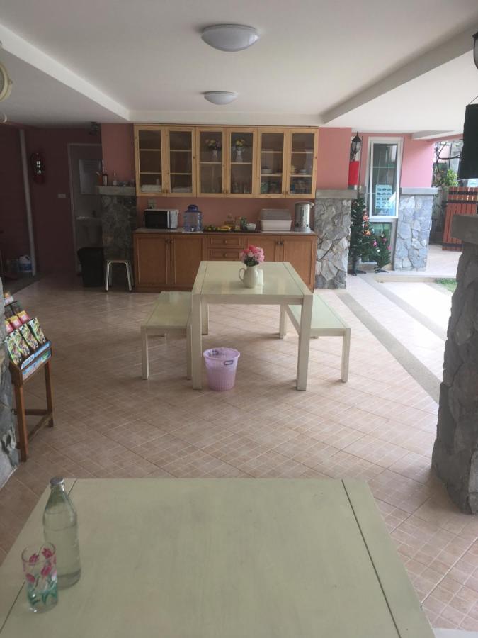 Triple Palms House Hotel Chiang Mai Luaran gambar