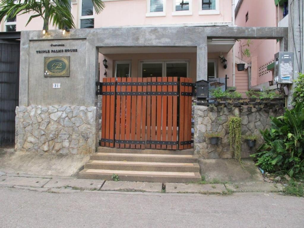 Triple Palms House Hotel Chiang Mai Luaran gambar